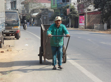 Nỗi lòng của “dị nhân” nhặt rác 